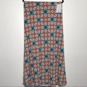 LuLaRoe Maxi - L